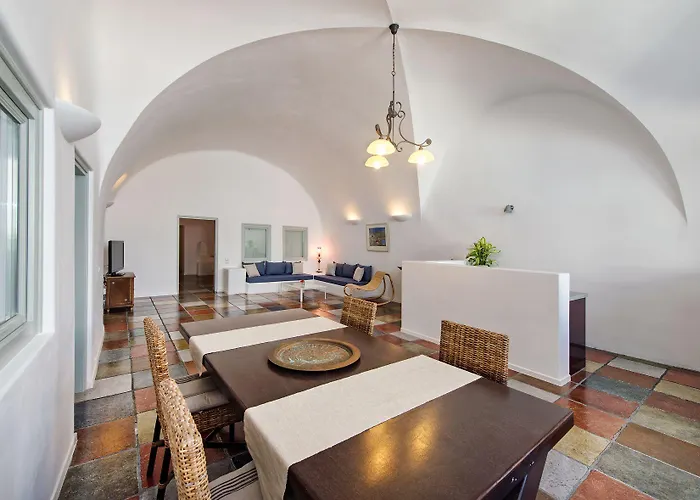 Aria Lito Mansion Fira (Santorini)