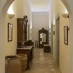أريا ليتو مينشين