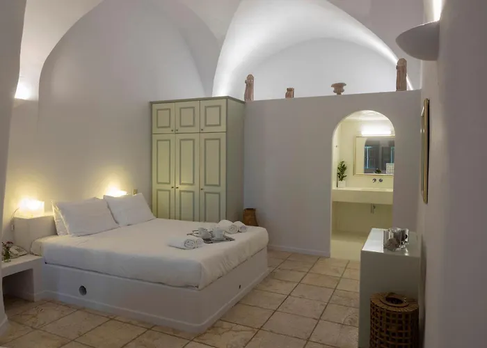 Aria Lito Mansion 4* Fira (Santorini)
