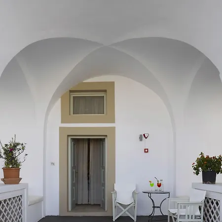 Aria Lito Mansion Hotel 4*