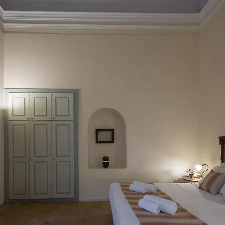 Aria Lito Mansion מלון סנטוריני