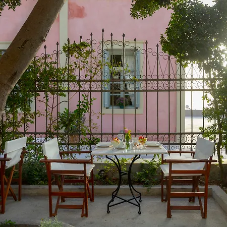 מלון Aria Lito Mansion