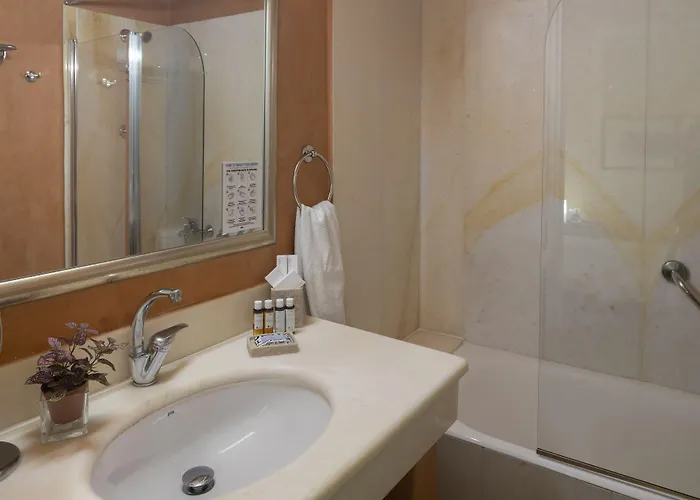 Aria Lito Mansion Hotel 4*