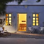 Aria Lito Mansion