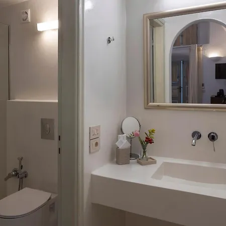 Aria Lito Mansion 4*